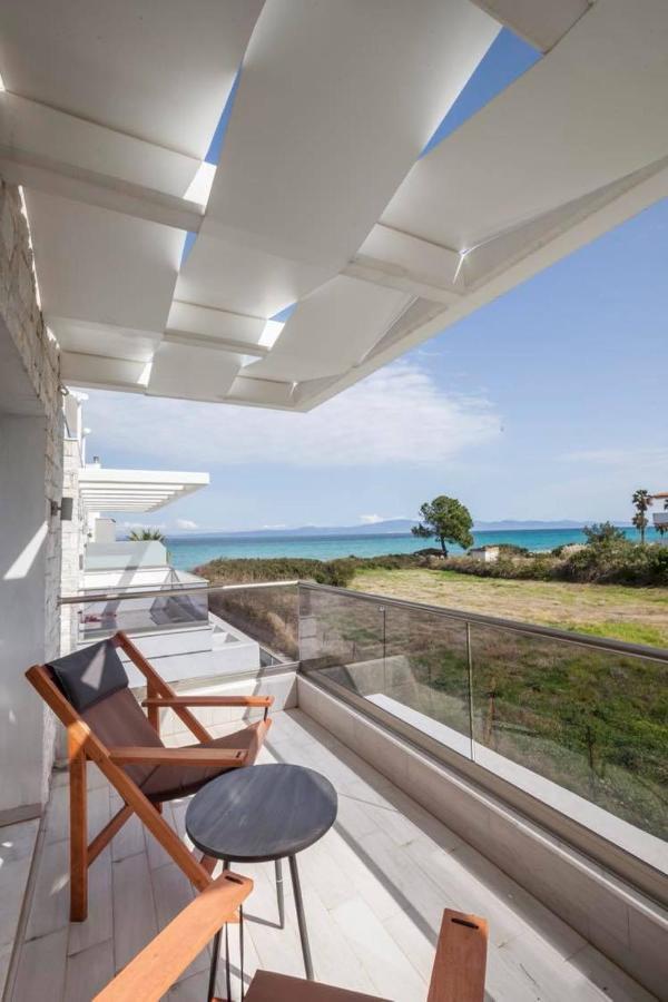 Hanioti Suite Maisonette In Front Of The Sea Exterior foto